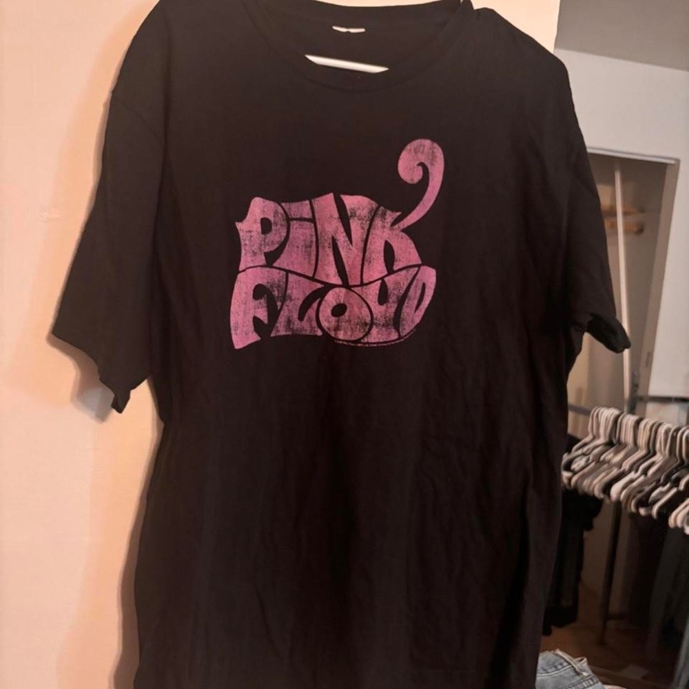 Modern concert tee Pink Floyd 2011